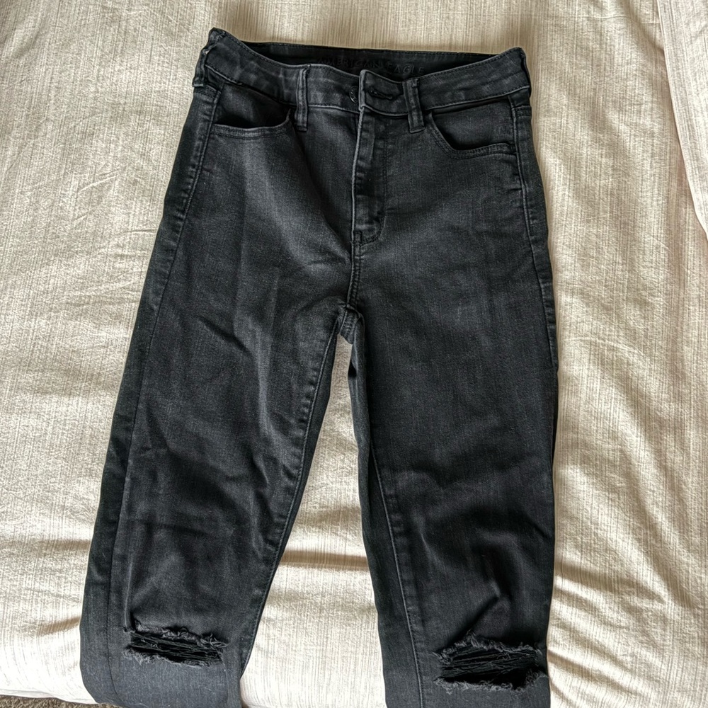 American Eagle Black Distressed Jeans 🖤